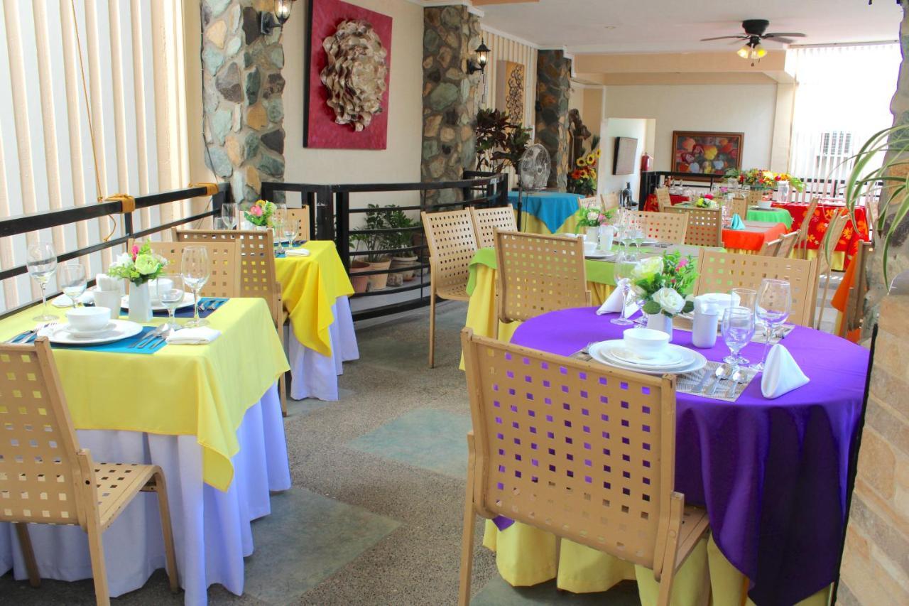 Balaibinda Lodge Coron Buitenkant foto