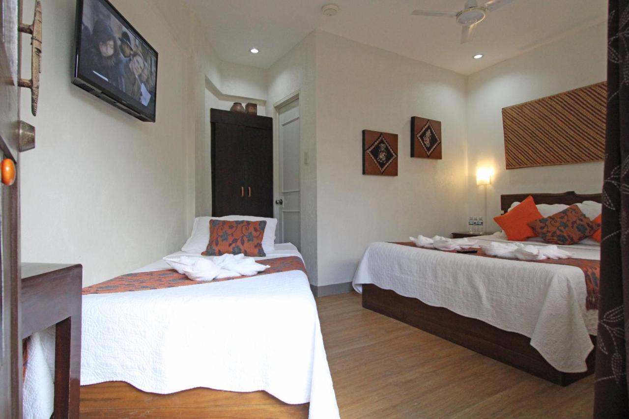Balaibinda Lodge Coron Buitenkant foto